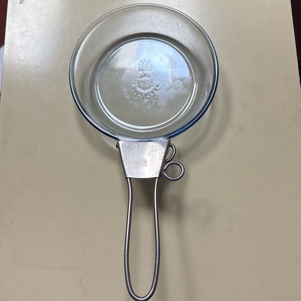 Pyrex Clear Blue Flameware Skillet H-U  8178 with Metal Flameware Handle